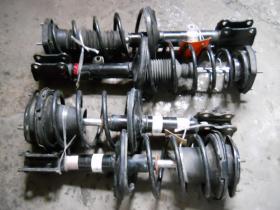 ขายโช๊คอัฟหน้า+หลัง  Toyota ae92/101/111 