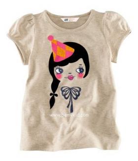 เสื้อยืด H&M - สีครีม ไซส์ 2-4 และ 6-8 ของแท้จากอังกฤษ