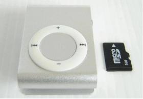 Mp3 mini แบบใส่เมมโมรี่การ์ด ถูกๆ  จ้า
