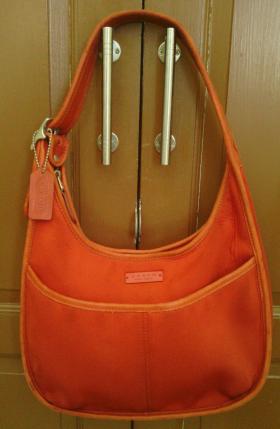 ขาย Coach - กระเป๋าสะพายโค้ช แท้
