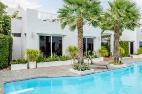 ขาย The Delfini Huahin - 2 Bedroom Poolside King 15 June 26 - 31 Oct 26 / 4 Adults 2 child