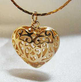 จี้นาค 22K GP หัวใจฉลุลาย / Lovely Rose gold gp pendant pakkavee gem