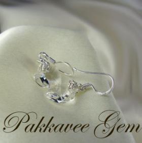 ต่างหูเงินแท้ฝังคริสตัลรูปหัวใจตะขอกุหลาบ / Lovely silver 952 earring pakkavee gem