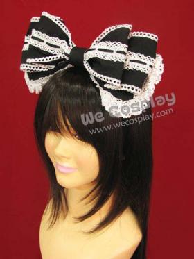 ที่คาดผมแบล็คเลเยอร์ริบบิ้น (Black Layer Ribbon Headband) สีดำ ตก แต่งด้วยลูกไม้ถักอย่างดี สำหรับประดับศีรษะคู่กับชุดโกธิคโลลิต้า