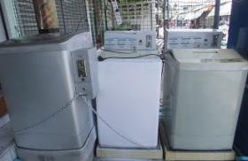 ขายเหมา LG-Singer เครื่องซักผ้าหยอดเรียญ 9,000 บาท