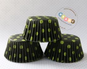 ถ้วยกระดาษ  Black with lime green polka Dots Baking Cups