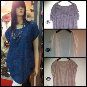เสื้อยืดซีทรูเล็กน้อย