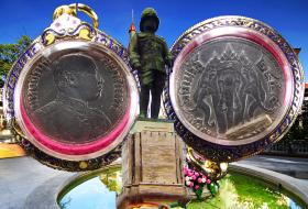 ขายจี้ห้อยคอเหรียญ ร.๖ (Rama VI Pendant)