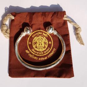 ขาย Silver Bracelet กำไลหลวงปู่ทิม เนื้อเงิน แจกกรรมการ รุ่นสร้างอุโบสถ หลวงปู่ทิม วัดละหารไร่ จ.ระยอง ลงยา +แถมยันต์ฟรีจ้า 5.0