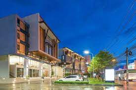 Grand Vista Hotel