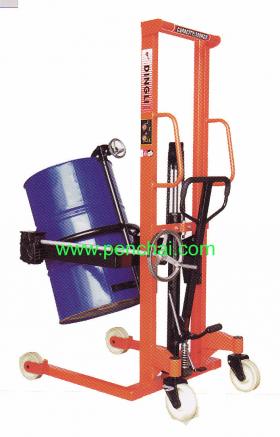 รถยกสูงเทถังน้ำมันระบบโยก Manual รุ่น TH03-YTC3