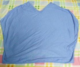 CL-088	เสื้อคอวี สีฟ้า Size XXL (มือ 1 ราคารวมค่าส่ง)