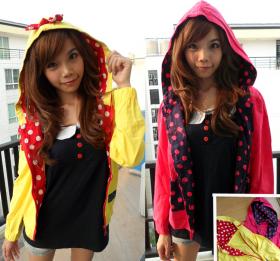 เสื้อแขนยาวจุดๆ  (เหลือสีเหลืองค่า)
