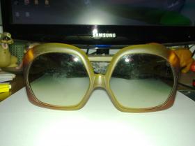 ขาย  Christian Dior -
