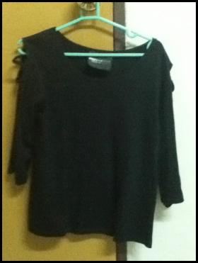 เสื้อสีดำแขนตาข่าย