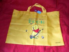 ขาย กระเป๋า Pooh 