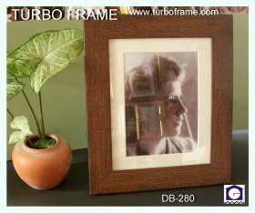 กรอบรูป สีโอ๊คพร้อมเม้า ใช้ในงานต่างๆ  DB-280