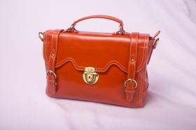 กระเป๋าหนังวัว