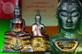 พระหลวงพ่อโสธร รุ่นกรมตำรวจ 3K หน้าใหญ่ เส้นคอ3เส้น (นิยมสุดๆ)  หมายเลข ๖๙๕๐๔