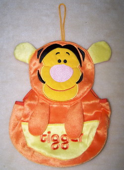 Tigger ที่ใส่ทิชชูแบบแขวน