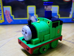 Tomy รถไฟThomas :เฮนรี่ ขนาด6cm