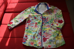 เสื้อ christiana ผ้าหนา ลายสวนดอกไม่สีสดใส 95% size L 40 (TheMall)