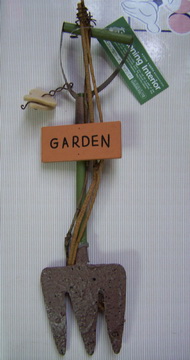 ป้ายตก แต่งสวนGarden : เสียมห้อย แต่งกระถางดอกไม้