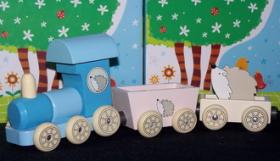รถไฟไม้ พ่อแม่ลูกเม่น 3โบกี้ มีแม่เหล็กแยก-ติดกันได้