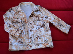 เสื้อ Ciera มือสอง ลายดอกใบไม้สีน้ำตาลผ้าหนา size40 L มือสอง 99%