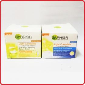 Garnier การ์นิเย่ ไลท์คอมพลีท Day + Night : 50ml