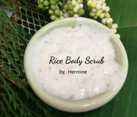 ครีมขัดผิวกายข้าว Rice Body Scrub 1 kg. ♦♦ สินค้าใหม่มาแรง!!