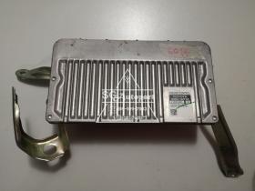 กล่องเครื่องยนต์ Toyota Altis 2014-2015 0ZF60