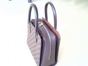 ขาย LV Lv Damier canvas TRIANA
