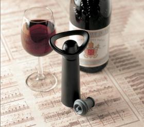 ขายที่ปิดขวดไวน์หรือน้ำผลไม้แบบสุญญากาศ Vacuum wine Saver พร้อมจุกปิดขวด 2 ชิ้น สามารถดูดเอาอากาศออกก่อนปิดจุก ซึ่งจะคงสภาพเดิมของรสชาดไวน์ เหมือนกับตอนที่ถูกบรรจุมาจากผู้ผลิต พิเศษ 390 ฿
