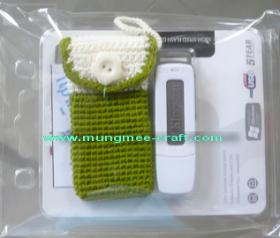 flash drive  1 G  ฟรี ! ชองใส่สีสวยงาม  ราคาพิเศษสุดๆ   มีจำนวนจำกัด