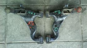 ขายปีกนกล่าง  (Lower Control Arm) โตโยต้า ไฮลักส์ วีโก้ 2WD