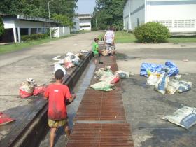 สูบส้วมบริการทั่ว กรุงเทพฯ และ ปริมณฑล ราคาเป็นกันเอง0819934327