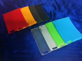 iPad 2 TPU Back Cover Compatible with Smart Cover