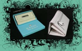 [ขายแล้วค่ะ ] ขาย Kathy Van Zeeland White wallet