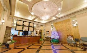 Biggest Private Balcony in Asoke Place condominium 2ห้องนอน 2ห้องน้ำ85ตร.ม.+350ตร.ม. พร้อมเฟอร์นิเจอร์High quality 400เมตรจากbts/mrtสถานีอโศก