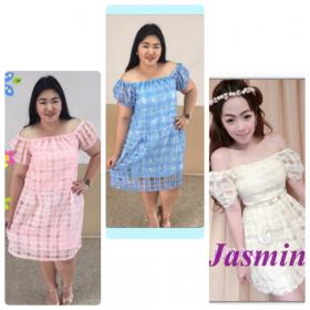 เดรสผ้าเบอร์เอาท์ สีฟ้า