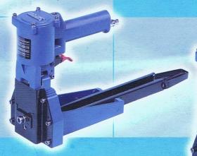 ขาย SAKA เครื่องเย็บกล่องแบบใช้ลม Pneumaticl Carton Stapler รุ่น AA 19-34