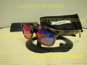 *** ยกเลิกการขาย *** OAKLEY Frogskins Commonwealth Limited Edition