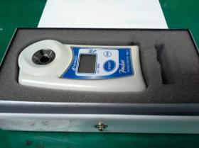 POCKET REFRACTOMETER
