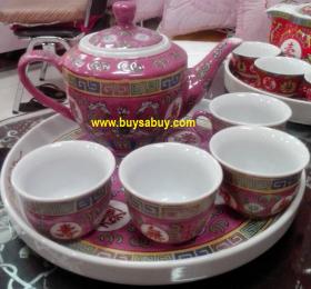 ชุดน้ำชา ลายกังใสสีชมพู สำหรับงาน แต่งงานแบบจีน ราคา 400 บาท