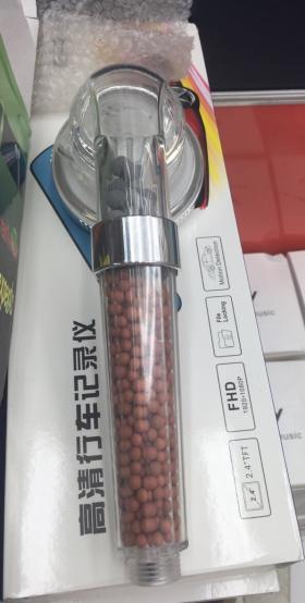 ฝักบัวฝักบัว แรงดันน้ำสูง รุ่น หินแร่ ราคา 390 บาท