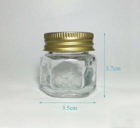 ขวดยาหม่อง6เหลี่ยมถ้วยทอง15ml ฝาทอง (3.7*3.5)