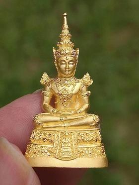 พระแก้วมรกตทองคำ