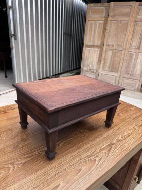 ตั่งขาศรไม้สัก