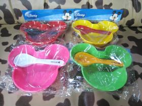 ชามพร้อมช้อนมิคกี้ 35 บาท
